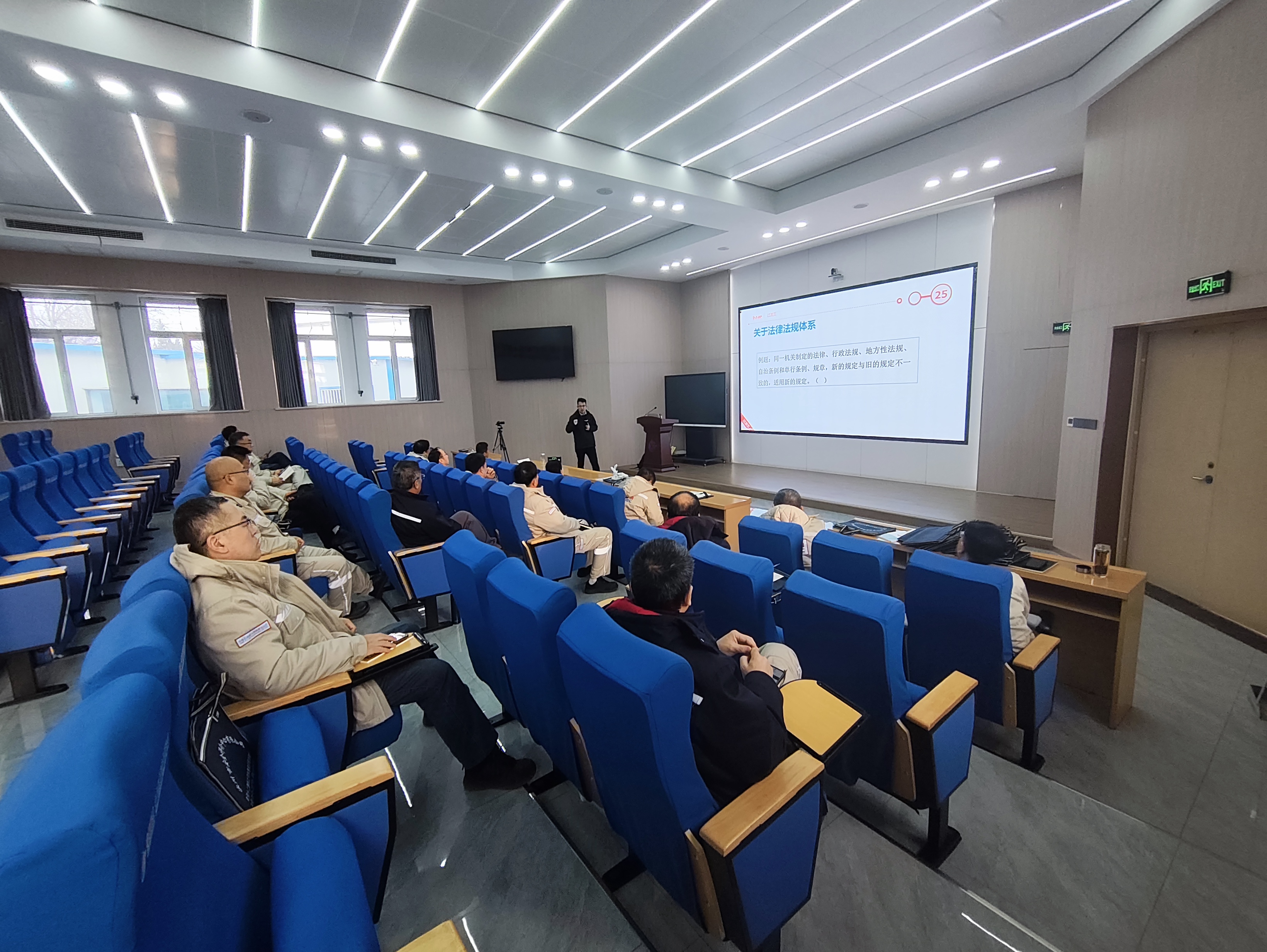 1_20260107080620.jpg 4e56fcec70606bc5ef6bf4caeadb75a8.jpg